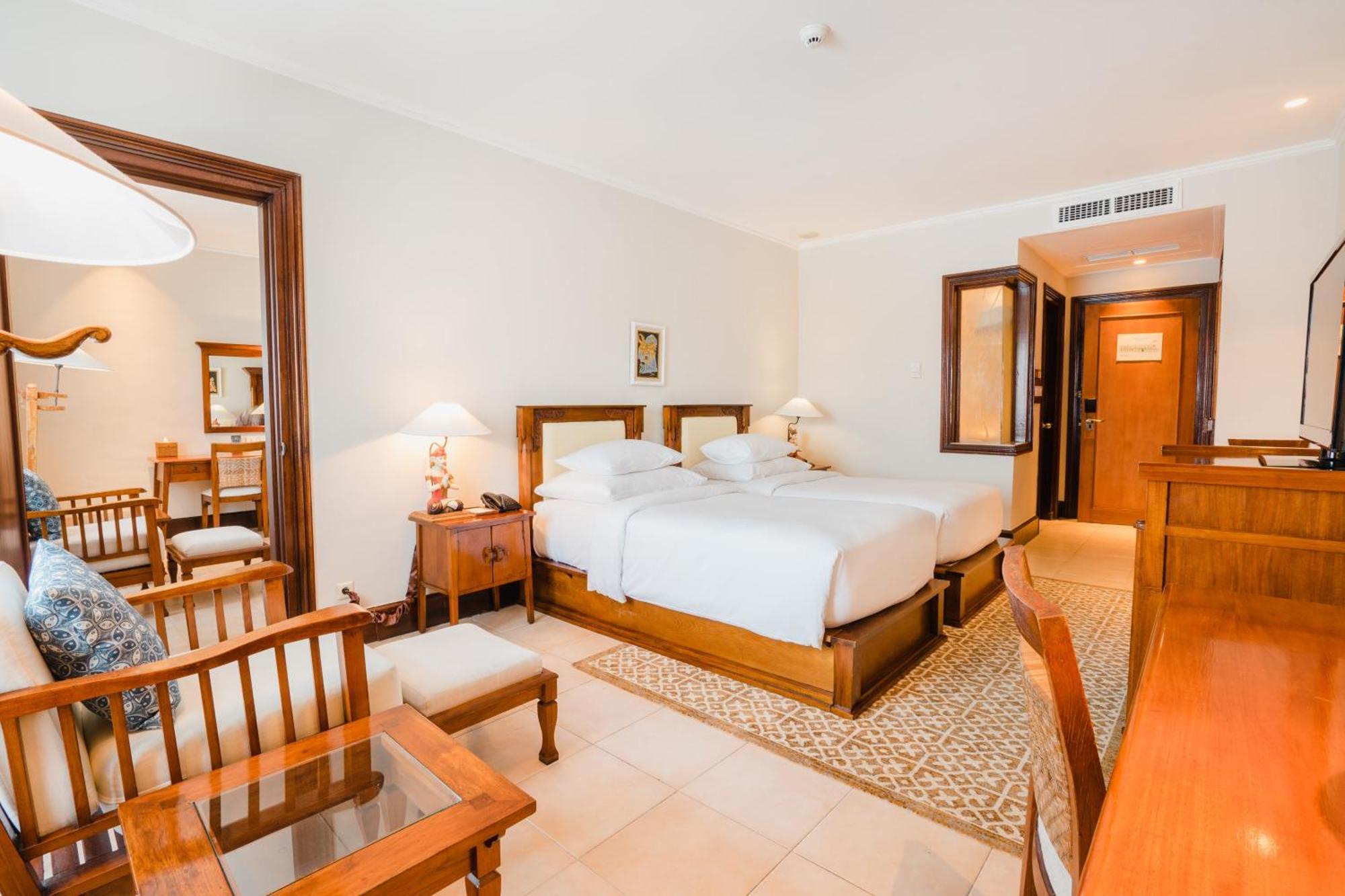 Ramayana Suites And Resort Kuta Lombok Εξωτερικό φωτογραφία